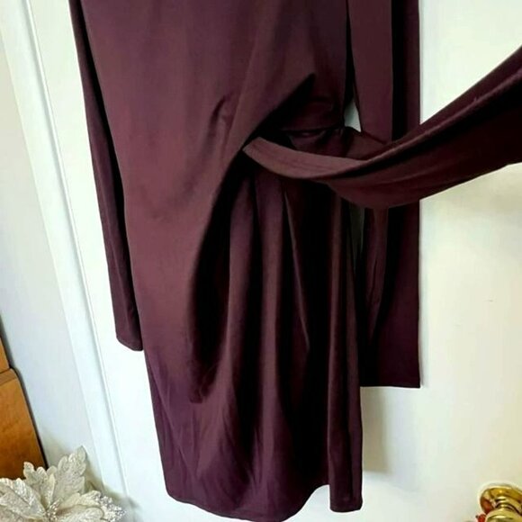NWOT TOPSHOP DARK PLUM DRAPE FRONT ASYMMETRICAL CREPE DRESS SIZE 10 - Picture 8 of 14